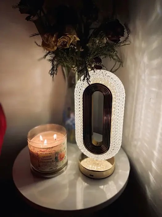 Zero Shape Crystal Table Lamp